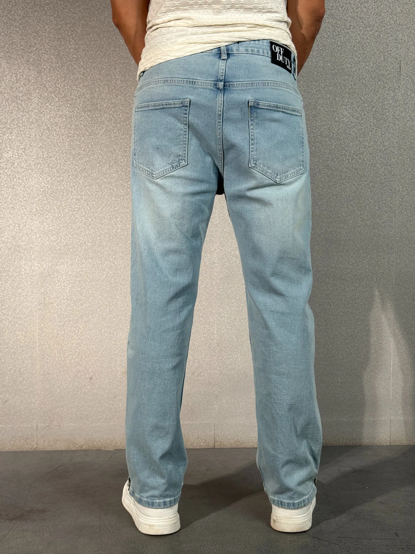 Flashback Slit Straight Fit Jeans - Image 4
